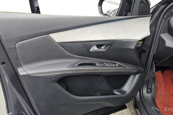 2022 Peugeot 3008 с пробегом 29 438 км