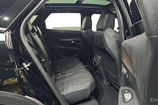 2024 Peugeot 3008 с пробегом 17 777 км