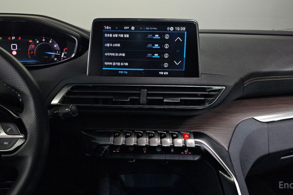 2024 Peugeot 3008 с пробегом 17 777 км