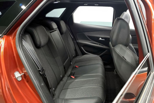 2021 Peugeot 3008 с пробегом 54 682 км