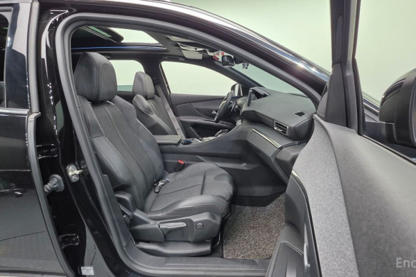 2021 Peugeot 3008 с пробегом 136 442 км