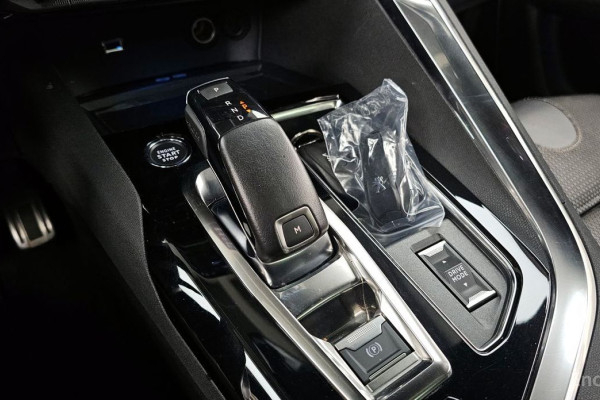 2022 Peugeot 3008 с пробегом 63 710 км