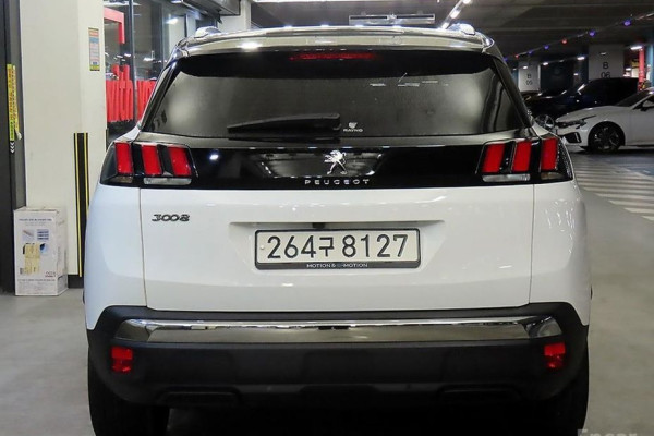 2021 Peugeot 3008 с пробегом 123 206 км