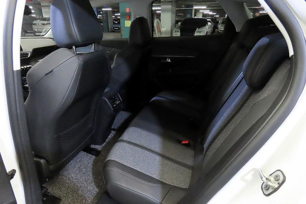 2021 Peugeot 3008 с пробегом 123 206 км