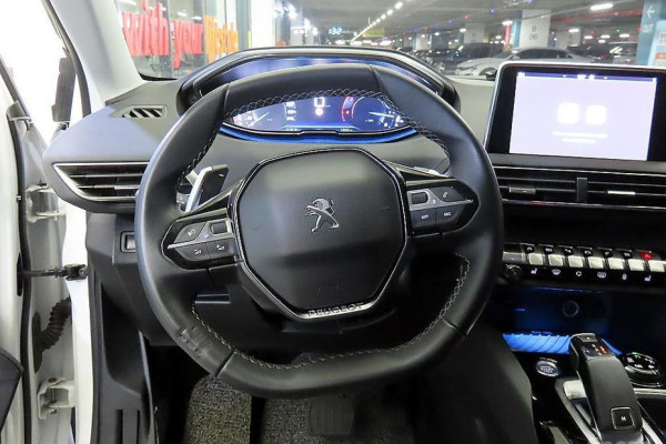 2021 Peugeot 3008 с пробегом 123 206 км