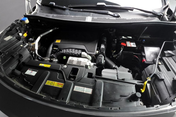 2024 Peugeot 5008 с пробегом 30 352 км