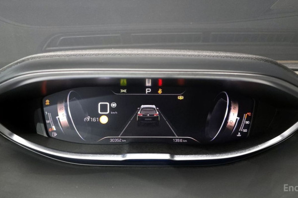 2024 Peugeot 5008 с пробегом 30 352 км