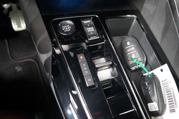 2024 Peugeot 5008 с пробегом 30 352 км