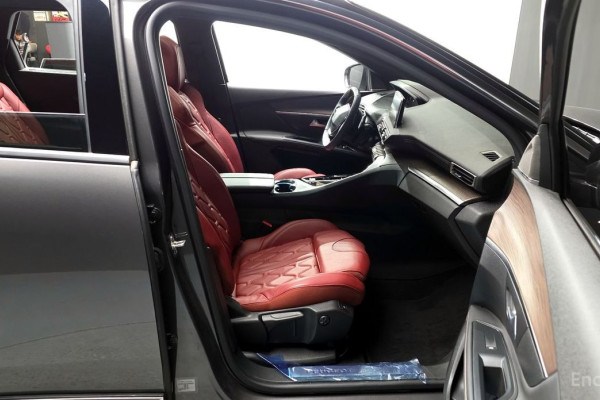 2024 Peugeot 5008 с пробегом 30 352 км