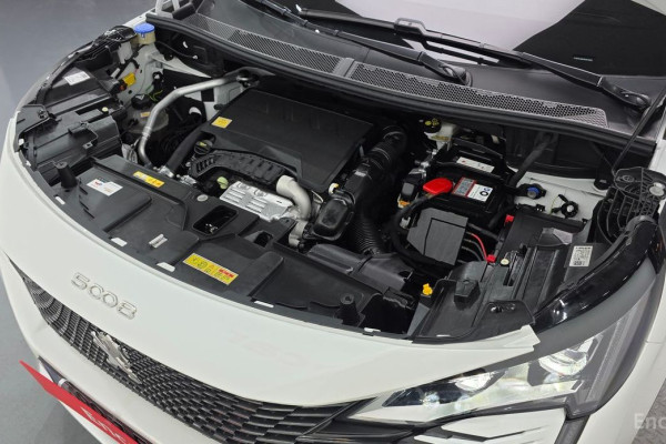 2024 Peugeot 5008 с пробегом 16 137 км