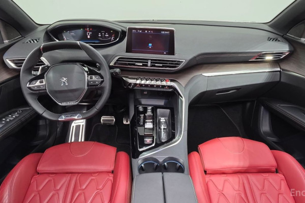 2024 Peugeot 5008 с пробегом 16 137 км