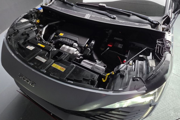 2024 Peugeot 5008 с пробегом 36 468 км