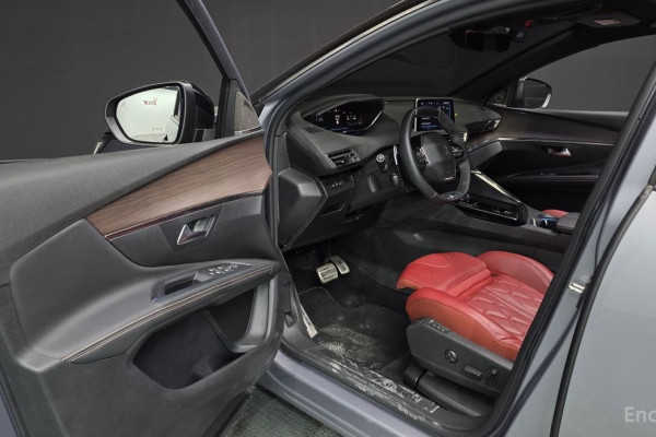 2024 Peugeot 5008 с пробегом 36 468 км