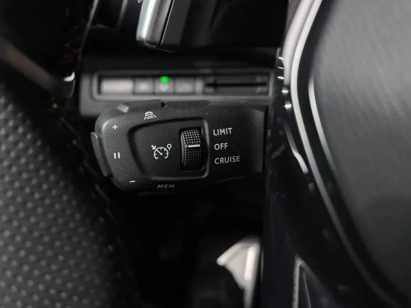 2024 Peugeot 5008 с пробегом 36 468 км