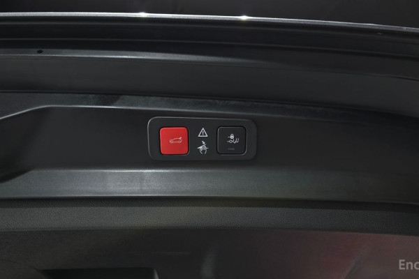 2024 Peugeot 5008 с пробегом 36 468 км