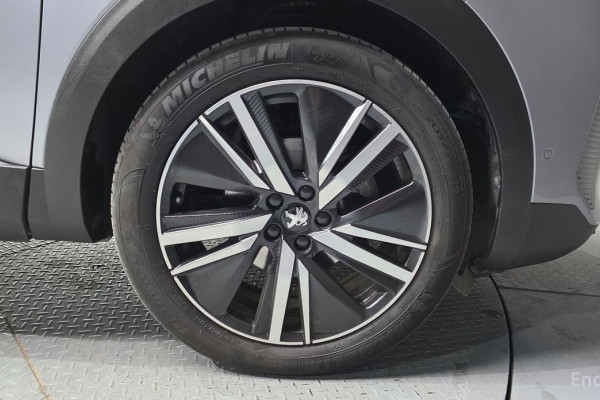 2024 Peugeot 5008 с пробегом 36 468 км