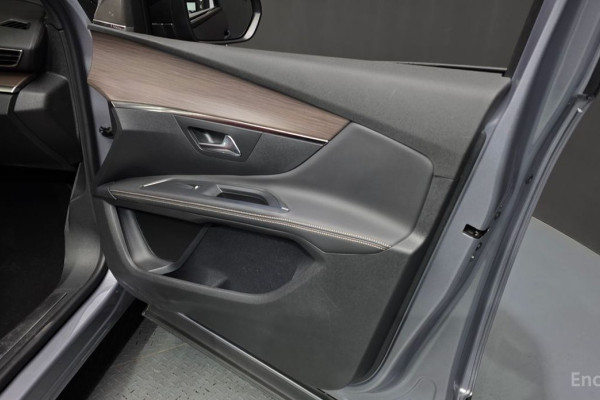 2024 Peugeot 5008 с пробегом 36 468 км