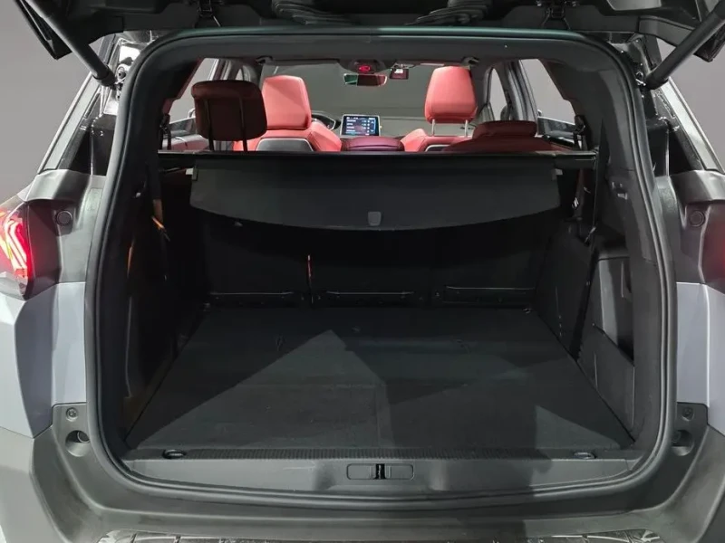 2024 Peugeot 5008 с пробегом 36 468 км