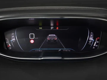 2024 Peugeot 5008 с пробегом 11 718 км