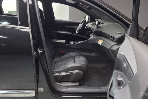 2024 Peugeot 5008 с пробегом 11 718 км