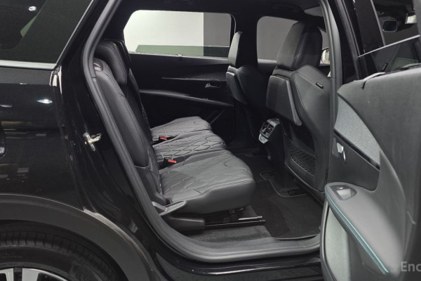 2024 Peugeot 5008 с пробегом 11 718 км