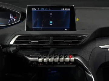2024 Peugeot 5008 с пробегом 11 718 км