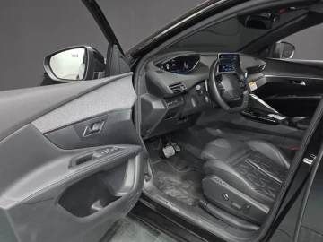2024 Peugeot 5008 с пробегом 11 718 км