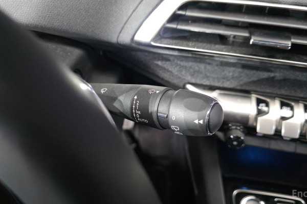 2024 Peugeot 5008 с пробегом 11 718 км