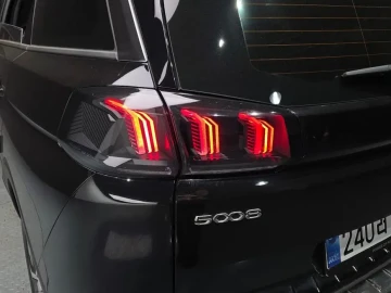 2024 Peugeot 5008 с пробегом 11 718 км