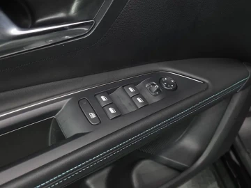 2024 Peugeot 5008 с пробегом 11 718 км