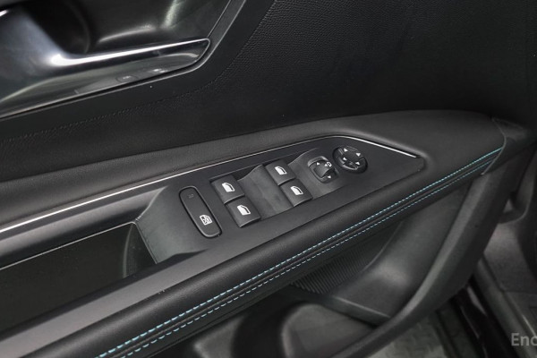 2024 Peugeot 5008 с пробегом 11 718 км