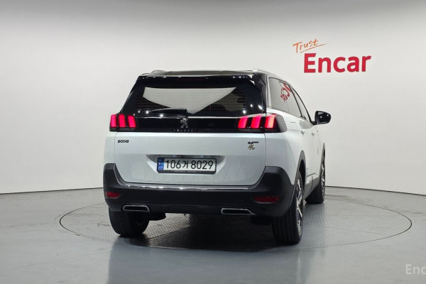 2021 Peugeot 5008 с пробегом 76 808 км