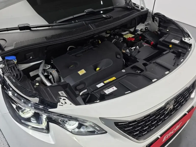 2021 Peugeot 5008 с пробегом 76 808 км