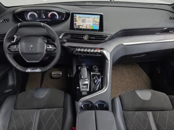 2021 Peugeot 5008 с пробегом 76 808 км