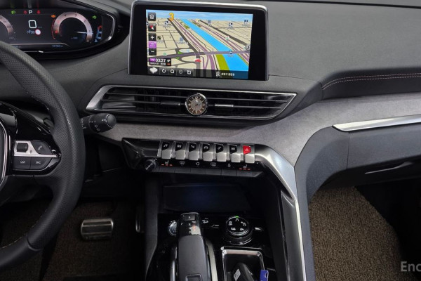 2021 Peugeot 5008 с пробегом 76 808 км