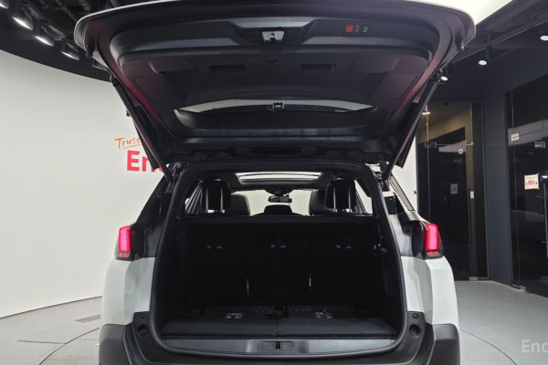 2021 Peugeot 5008 с пробегом 76 808 км