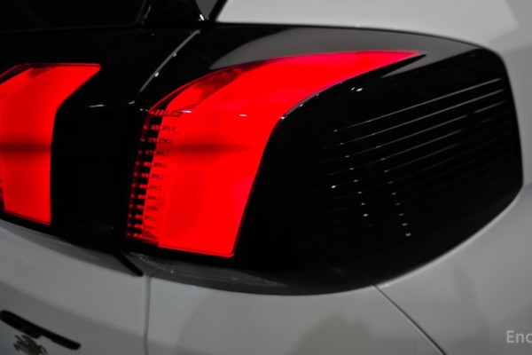 2021 Peugeot 5008 с пробегом 76 808 км