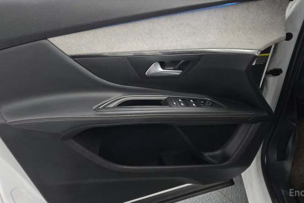 2021 Peugeot 5008 с пробегом 76 808 км