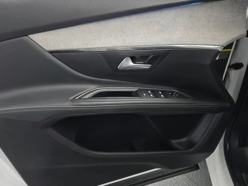 2021 Peugeot 5008 с пробегом 76 808 км