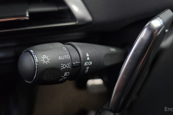 2021 Peugeot 5008 с пробегом 76 808 км