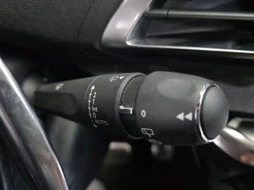 2021 Peugeot 5008 с пробегом 76 808 км