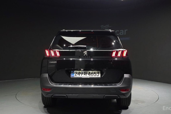 2024 Peugeot 5008 с пробегом 12 450 км