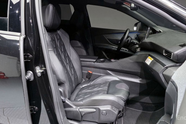 2024 Peugeot 5008 с пробегом 12 450 км