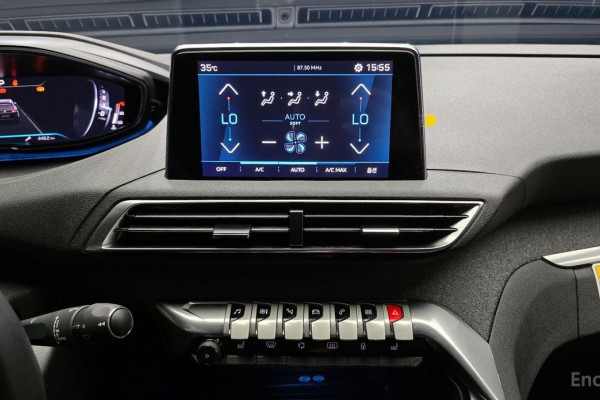 2024 Peugeot 5008 с пробегом 12 450 км