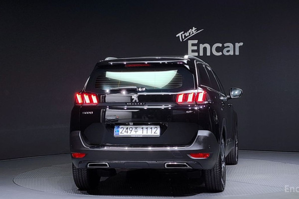 2024 Peugeot 5008 с пробегом 5 838 км