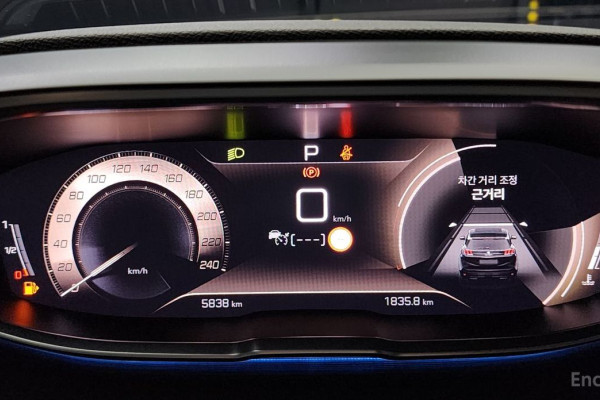 2024 Peugeot 5008 с пробегом 5 838 км