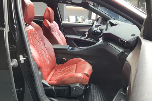 2024 Peugeot 5008 с пробегом 5 838 км