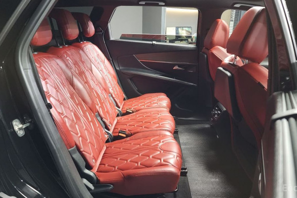 2024 Peugeot 5008 с пробегом 5 838 км