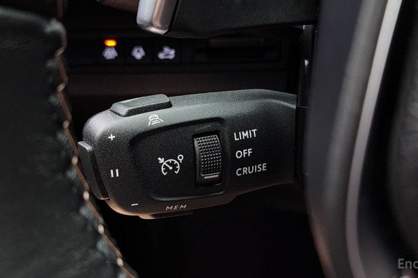 2024 Peugeot 5008 с пробегом 5 838 км