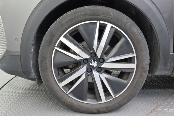 2023 Peugeot 5008 с пробегом 21 836 км